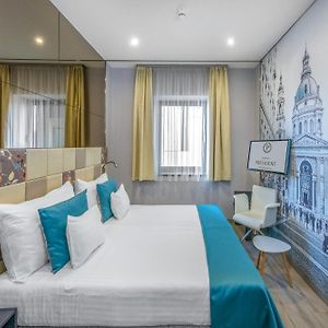 Deluxe Zimmer mit Kingsize-Bett