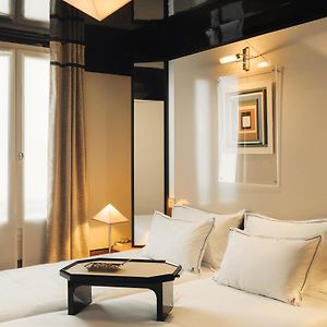Zimmer mit zwei Einzelbetten