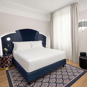Deluxe Zimmer mit Kingsize-Bett