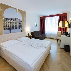 Superior Zimmer mit Kingsize-Bett