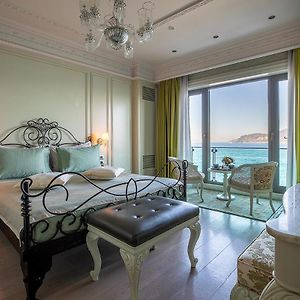 Deluxe Zimmer mit Kingsize-Bett