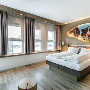 Deluxe Zimmer mit Kingsize-Bett