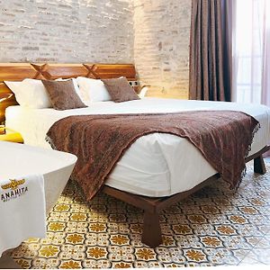 Deluxe Zimmer mit Kingsize-Bett