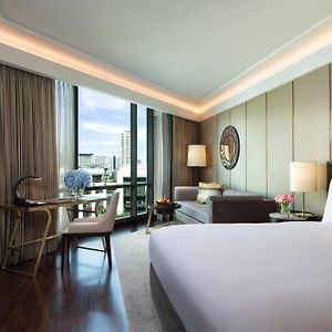 Deluxe Zimmer mit Kingsize-Bett