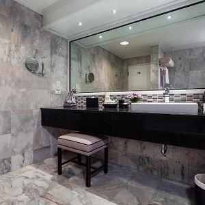 Premier Zimmer mit zwei Einzelbetten