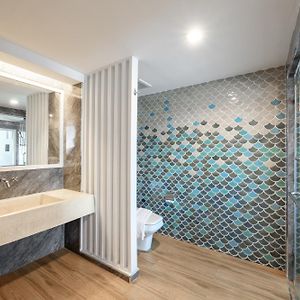 Grand Deluxe Zimmer mit Kingsize-Bett