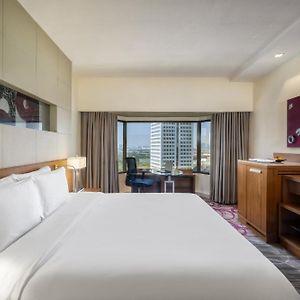 Premium Deluxe Zimmer mit Kingsize-Bett