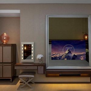 Zimmer mit Kingsize-Bett