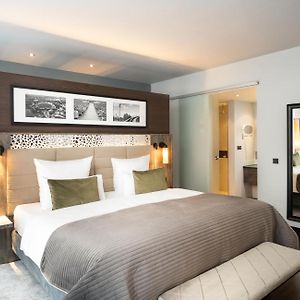 Deluxe Zimmer mit Kingsize-Bett