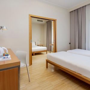 Familien-Zimmer