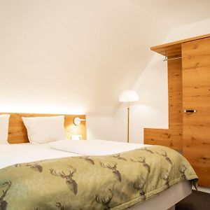 Comfort Zimmer mit Kingsize-Bett