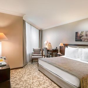 Executive Zimmer mit Kingsize-Bett