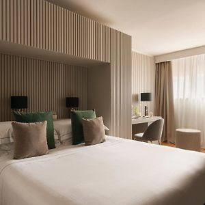 Superior Zimmer mit Kingsize-Bett