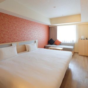 Standard Zimmer mit Kingsize-Bett