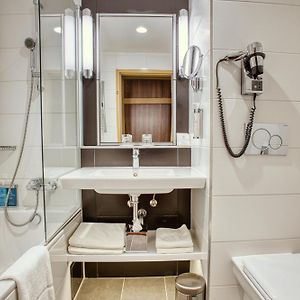 Deluxe Zimmer mit Kingsize-Bett