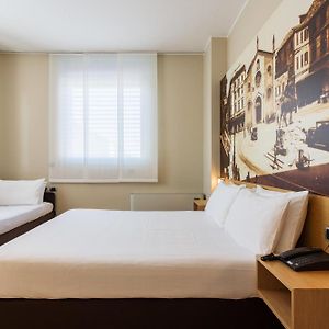 Dreibettzimmer