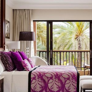 Superior Zimmer mit Kingsize-Bett