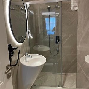 Deluxe Dreibettzimmer