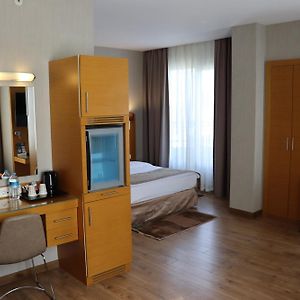 Superior Zimmer mit Kingsize-Bett