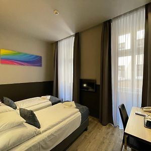 Standard Zimmer mit zwei Einzelbetten