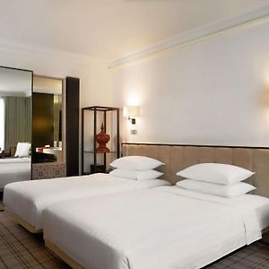 Zimmer mit zwei Einzelbetten