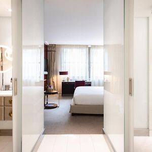 Superior Zimmer mit Kingsize-Bett