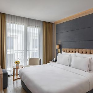 Deluxe Zimmer mit Kingsize-Bett