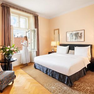Deluxe Zimmer mit zwei Einzelbetten