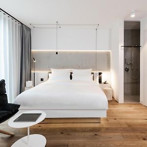 Deluxe Zimmer mit Kingsize-Bett