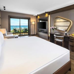 Deluxe Zimmer mit Kingsize-Bett