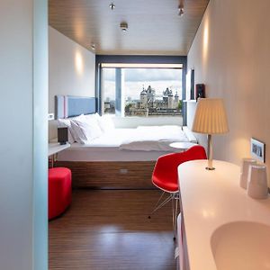 Turm Zimmer mit Kingsize-Bett