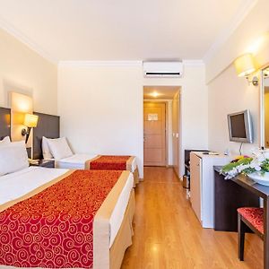 Standard Zimmer mit Kingsize-Bett