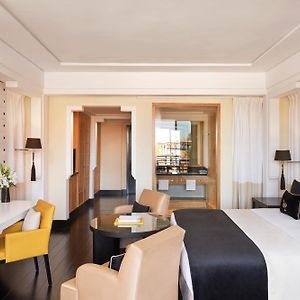 Superior Zimmer mit Kingsize-Bett