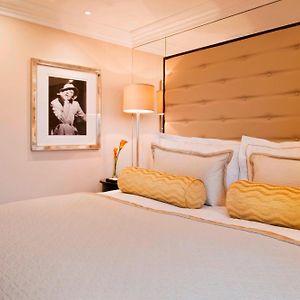Deluxe Gästezimmer mit Kingsize-Bett