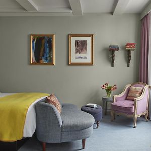 Classic Zimmer mit Kingsize-Bett