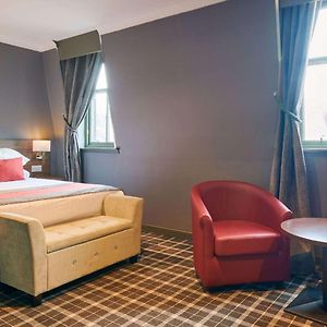 Executive Zimmer mit Kingsize-Bett