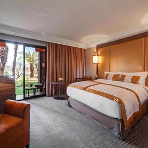 Deluxe Zimmer mit Kingsize-Bett