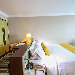 Executive Zimmer mit Kingsize-Bett