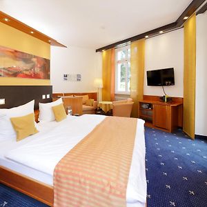 Superior Zimmer mit Kingsize-Bett