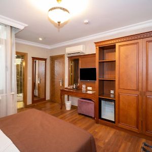 Standard Zimmer mit Kingsize-Bett