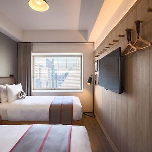 Zimmer mit zwei Einzelbetten