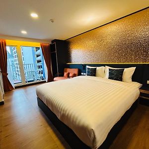 Deluxe Zimmer mit Kingsize-Bett