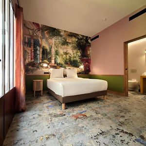 Deluxe Zimmer mit Kingsize-Bett