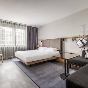Deluxe Zimmer mit Kingsize-Bett