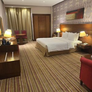 Deluxe Zimmer mit Kingsize-Bett