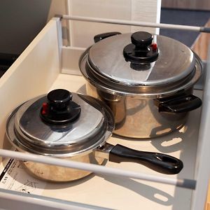 Zimmer mit zwei Einzelbetten