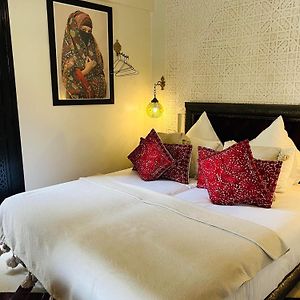 Standard Zimmer mit Kingsize-Bett