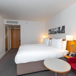 Zimmer mit zwei Einzelbetten