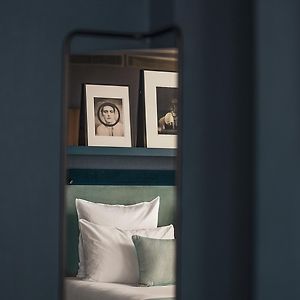 Benachbartes Superior Zimmer
