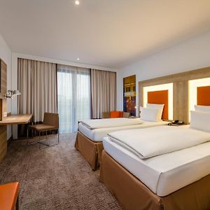 Standard Zimmer mit zwei Einzelbetten
